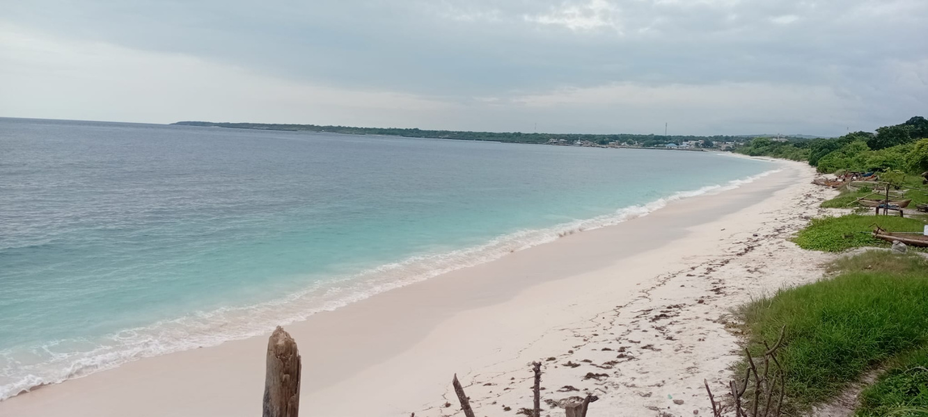 real estate; property, property for sale; property for lease; buying property in Raja Ampat;  buying property in West Papua; buying property in Indonesia; investment in Raja Ampat; investment in West Papua; investment in Indonesia; buy property in Indonesia; buy property in Raja Ampat; island for sale; island for lease;  Indonesia; Raja Ampat; West Papua; Yeben Kecil Island; Yeben; prodej pozemků; pozemky na prodej; prodej pozemků Indonésie; nemovitosti; nemovitost na prodej; ostrov na pronájem; investice Západní Papua; koupě nemovitostí Západní Papua; investice; ostrov; pronájem ostrova; land; pozemek; pozemky; Belitung; beach for sale; Sumba investment