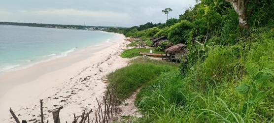 real estate; property, property for sale; property for lease; buying property in Raja Ampat;  buying property in West Papua; buying property in Indonesia; investment in Raja Ampat; investment in West Papua; investment in Indonesia; buy property in Indonesia; buy property in Raja Ampat; island for sale; island for lease;  Indonesia; Raja Ampat; West Papua; Yeben Kecil Island; Yeben; prodej pozemků; pozemky na prodej; prodej pozemků Indonésie; nemovitosti; nemovitost na prodej; ostrov na pronájem; investice Západní Papua; koupě nemovitostí Západní Papua; investice; ostrov; pronájem ostrova; land; pozemek; pozemky; Belitung; beach for sale; Sumba investment