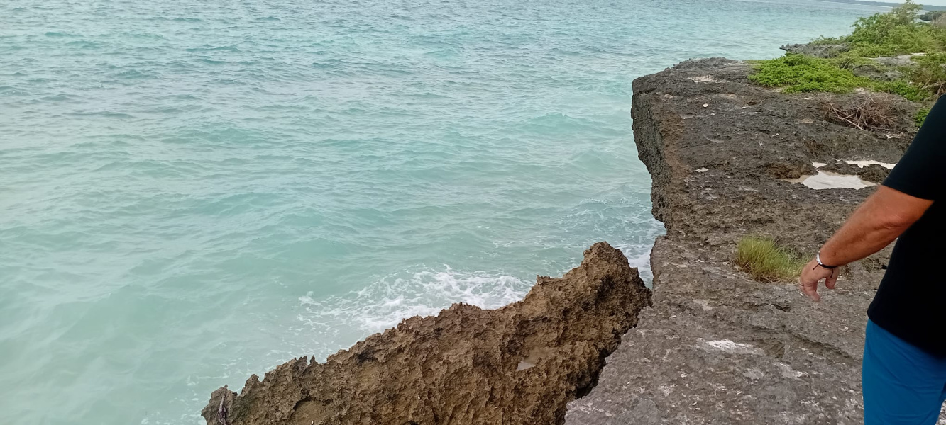 real estate; property, property for sale; property for lease; buying property in sumba; buying property in Indonesia; investment in sumba; investment in sumba; investment in Indonesia; buy property in Indonesia; buy property in sumba; beach for sale; island for lease;  Indonesia; Raja Ampat; West Papua; Yeben Kecil Island; sumba; prodej pozemků; pozemky na prodej; prodej pozemků Indonésie; nemovitosti; nemovitost na prodej; ostrov na pronájem; investice Hamili Ate Beach, koupě nemovitostíH amili Ate Beach; investice; ostrov; pronájem ostrova; land; pozemek; pozemky; Belitung; sumba investment; beach for sale; Kawona Beach for sale