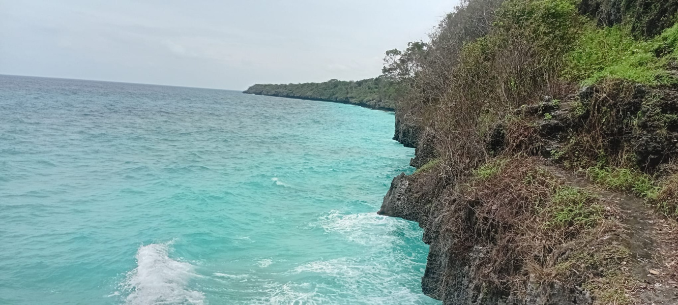 real estate; property, property for sale; property for lease; buying property in sumba; buying property in Indonesia; investment in sumba; investment in sumba; investment in Indonesia; buy property in Indonesia; buy property in sumba; beach for sale; island for lease;  Indonesia; Raja Ampat; West Papua; Yeben Kecil Island; sumba; prodej pozemků; pozemky na prodej; prodej pozemků Indonésie; nemovitosti; nemovitost na prodej; ostrov na pronájem; investice Hamili Ate Beach, koupě nemovitostíH amili Ate Beach; investice; ostrov; pronájem ostrova; land; pozemek; pozemky; Belitung; sumba investment; beach for sale; Bukambero Beach for sale