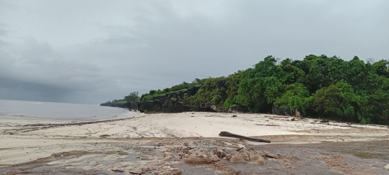 real estate; property, property for sale; property for lease; buying property in sumba; buying property in Indonesia; investment in sumba; investment in sumba; investment in Indonesia; buy property in Indonesia; buy property in sumba; beach for sale; island for lease;  Indonesia; Raja Ampat; West Papua; Yeben Kecil Island; sumba; prodej pozemků; pozemky na prodej; prodej pozemků Indonésie; nemovitosti; nemovitost na prodej; ostrov na pronájem; koupě nemovitostí; investice; ostrov; pronájem ostrova; land; pozemek; pozemky; Belitung; sumba investment; beach for sale; Sumba Beach for sale