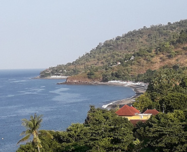 Land for sale in Banyuning Bay, Amed, Bali, hotel license 1500 m2
