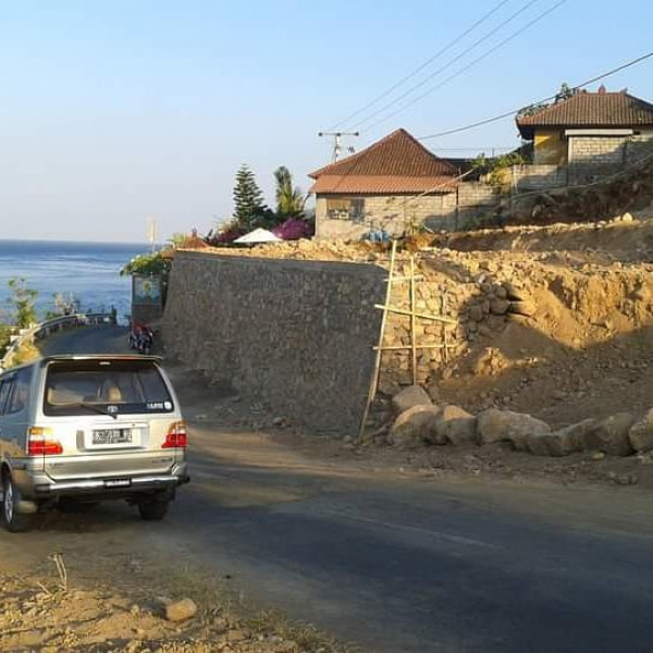 Land for sale in Banyuning, Amed, Bali 1000 m2