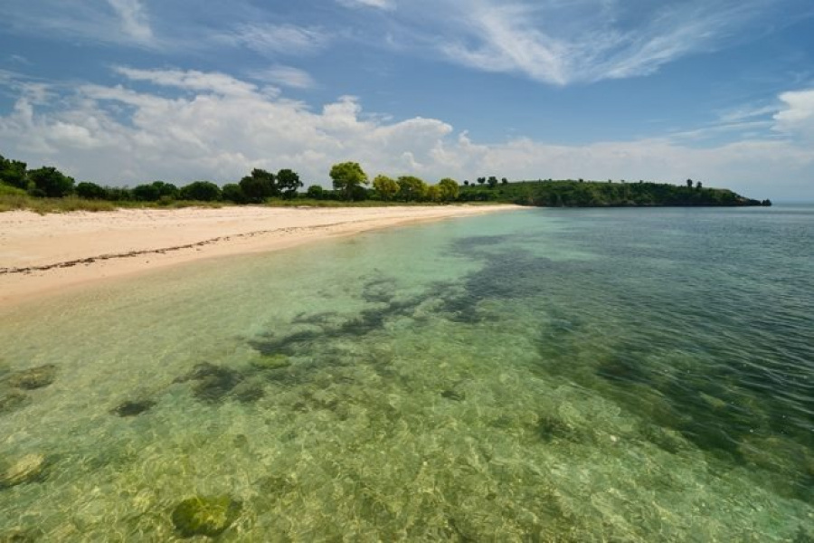 Land on Lombok Island, Pantai Terete,11 hectares